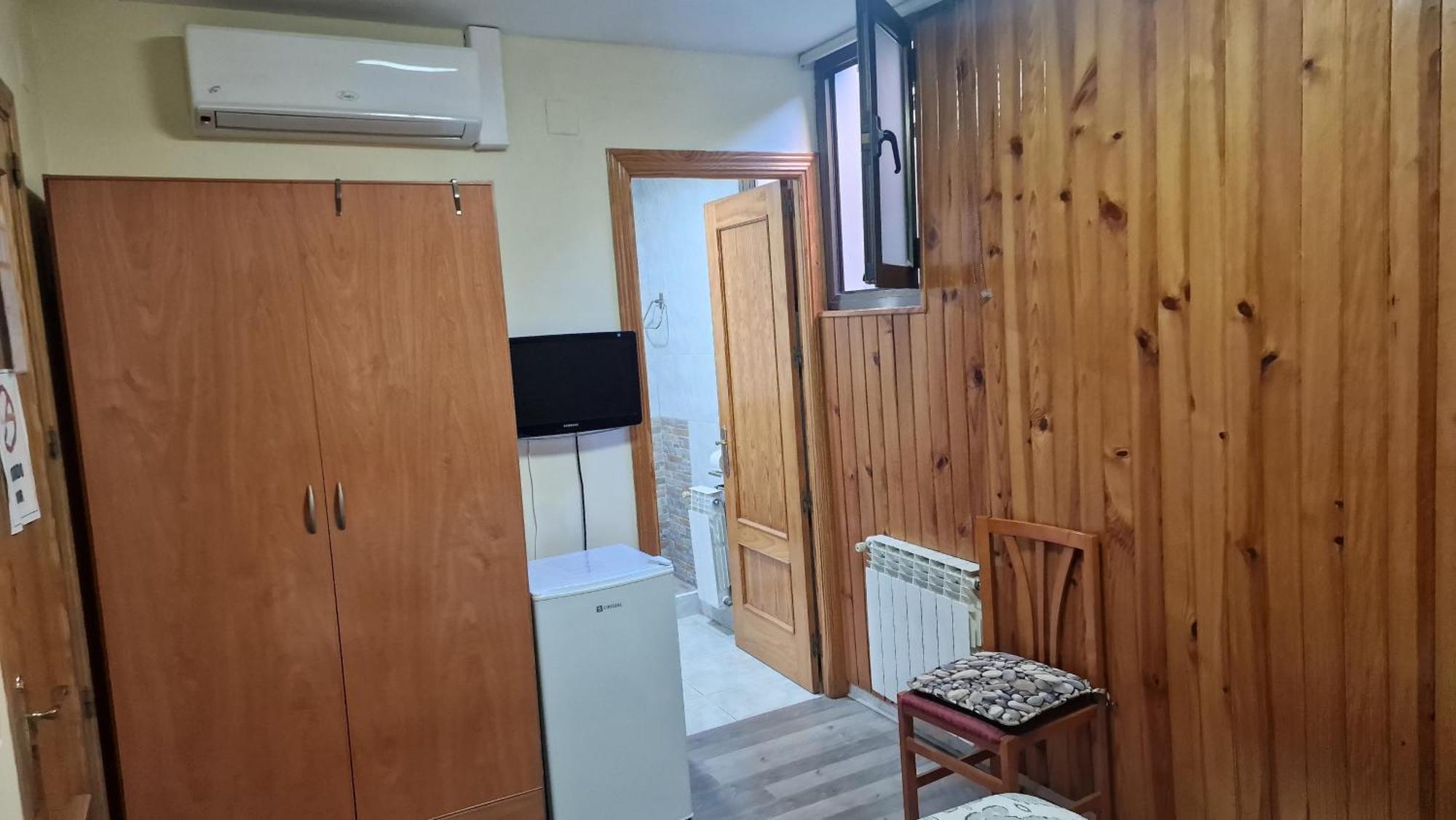 Hostal Escarla Aren Εξωτερικό φωτογραφία